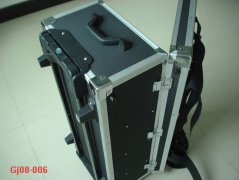 拉桿箱    型號：JC-11