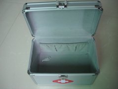 醫(yī)藥箱    型號(hào)：JC-11